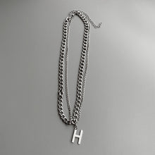 将图片加载到图库查看器,European And American Style W Letter Cuban Clavicle Chain Necklace