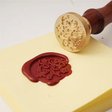将图片加载到图库查看器，Sarah Unique Wood Handle Wax Seal Stamp Wedding Custom Greetings Envelope Seal Scrapbooking Alphabet Gift Seal Stick
