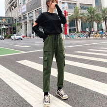 将图片加载到图库查看器，harajuku zipper streetwear women casual harem pants with chain New solid black pant cool fashion hip hop long trousers
