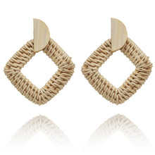 将图片加载到图库查看器，Hand-woven rattan retro tassel earrings
