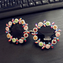 将图片加载到图库查看器，Handmade Vintage crystal Round sunglasses Crystal gems Luxury ladies Sunglasses Beach&amp;Party Women Sunglasses
