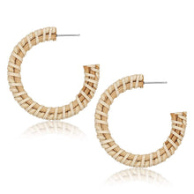 将图片加载到图库查看器，Hand-woven rattan retro tassel earrings
