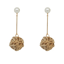 将图片加载到图库查看器，Hand-woven rattan retro tassel earrings
