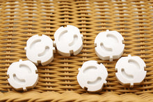 将图片加载到图库查看器，Safety Products European 2-hole Power Supply Anti-shock Protective Cover
